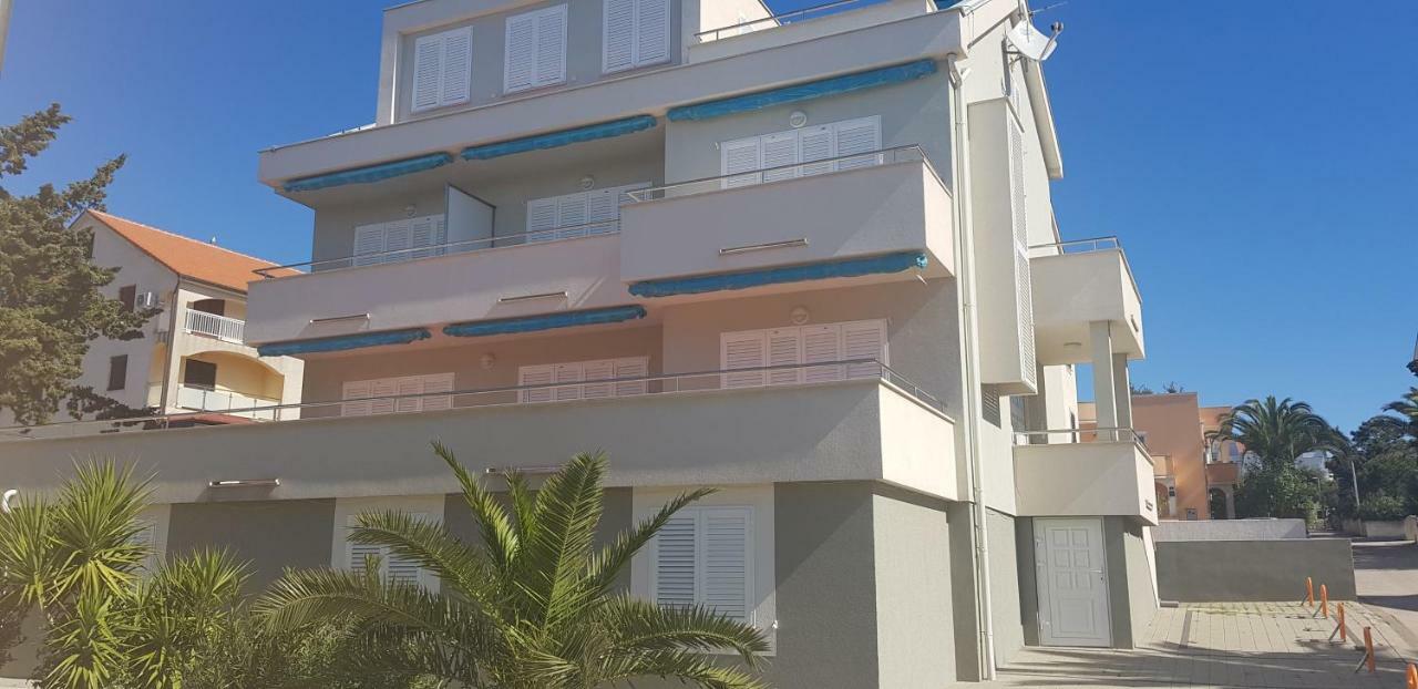 Apartments Biba Novalja Zewnętrze zdjęcie