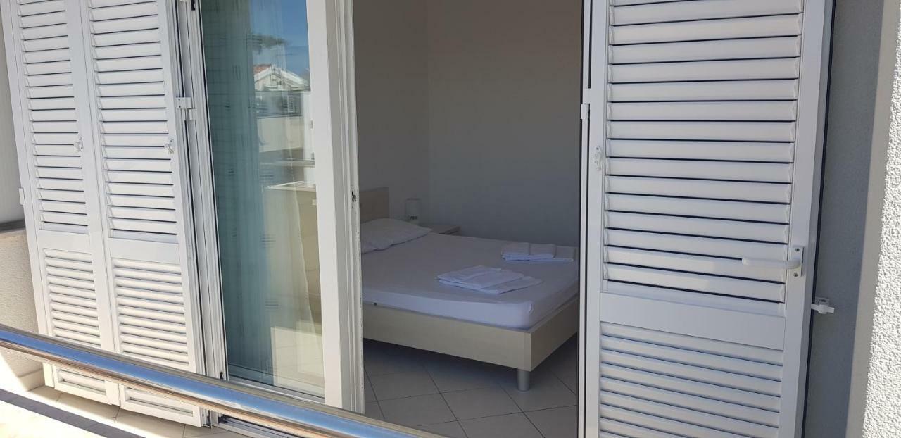 Apartments Biba Novalja Zewnętrze zdjęcie