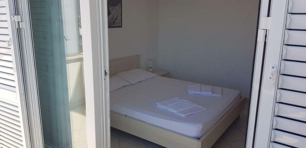 Apartments Biba Novalja Zewnętrze zdjęcie